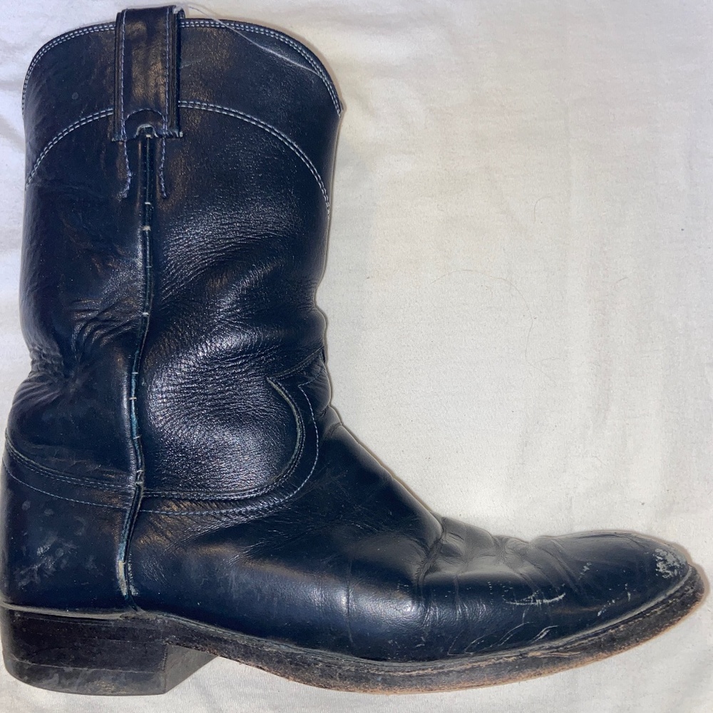 Justin Ropers Navy